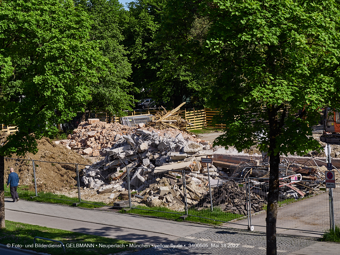 18.05.2022 - Baustelle am Haus für Kinder in Neuperlach